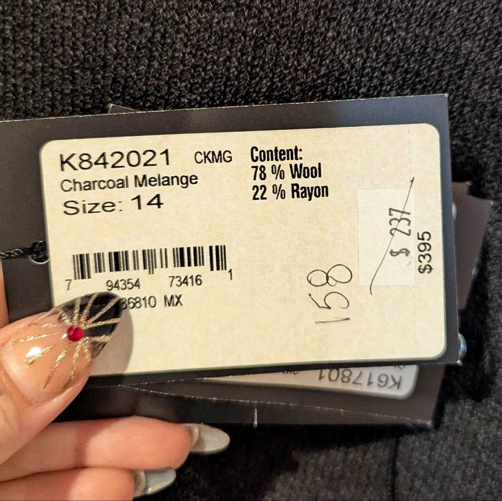 NWT St. John Knit Set Size 14 - Picture 13 of 13